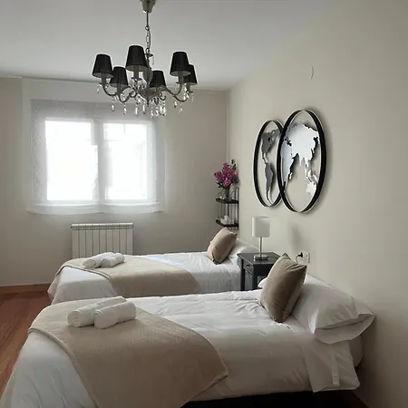 Avanza 4 Plaza Galicia * Sarria